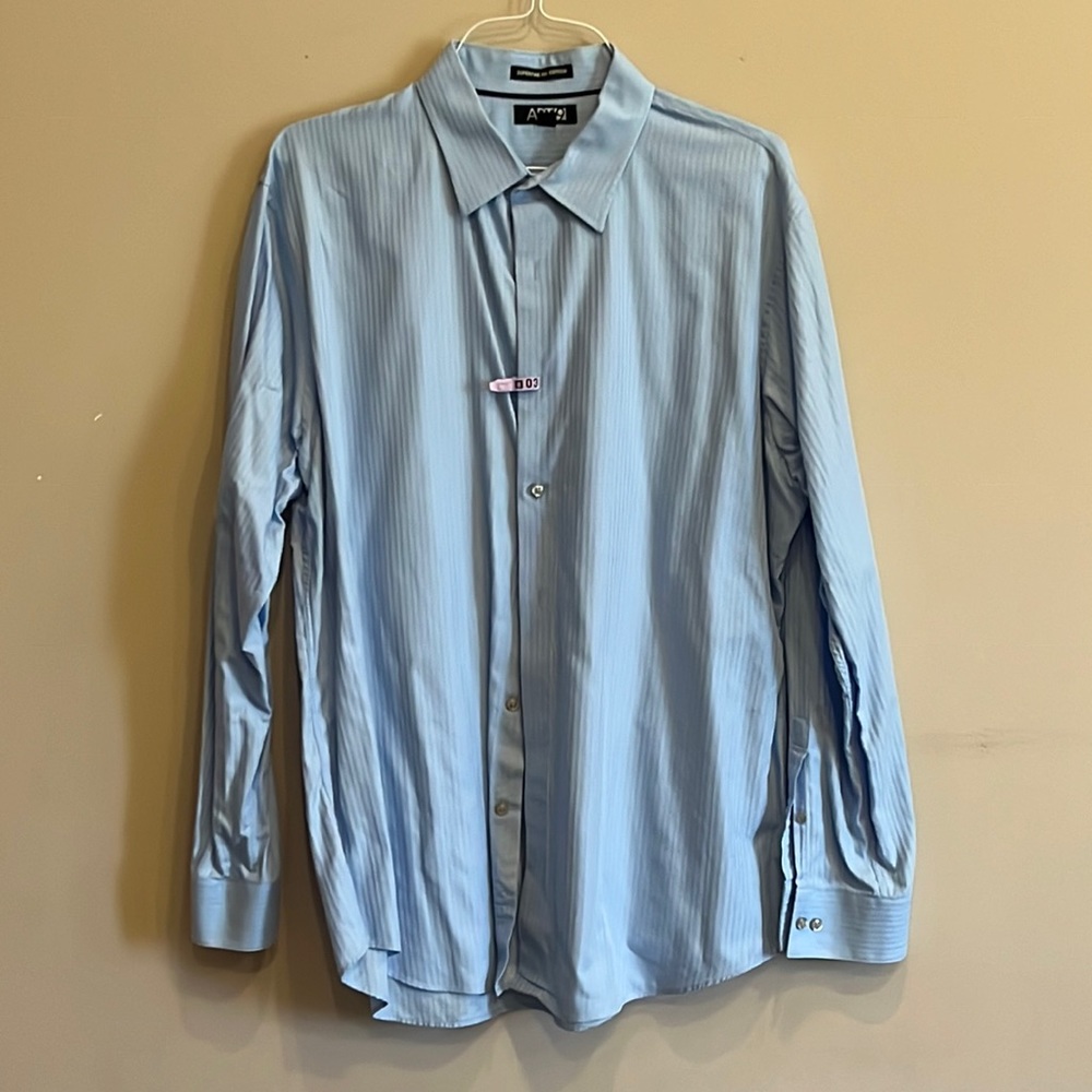 APT 9 long sleeve button down, XL very clean non smoker !